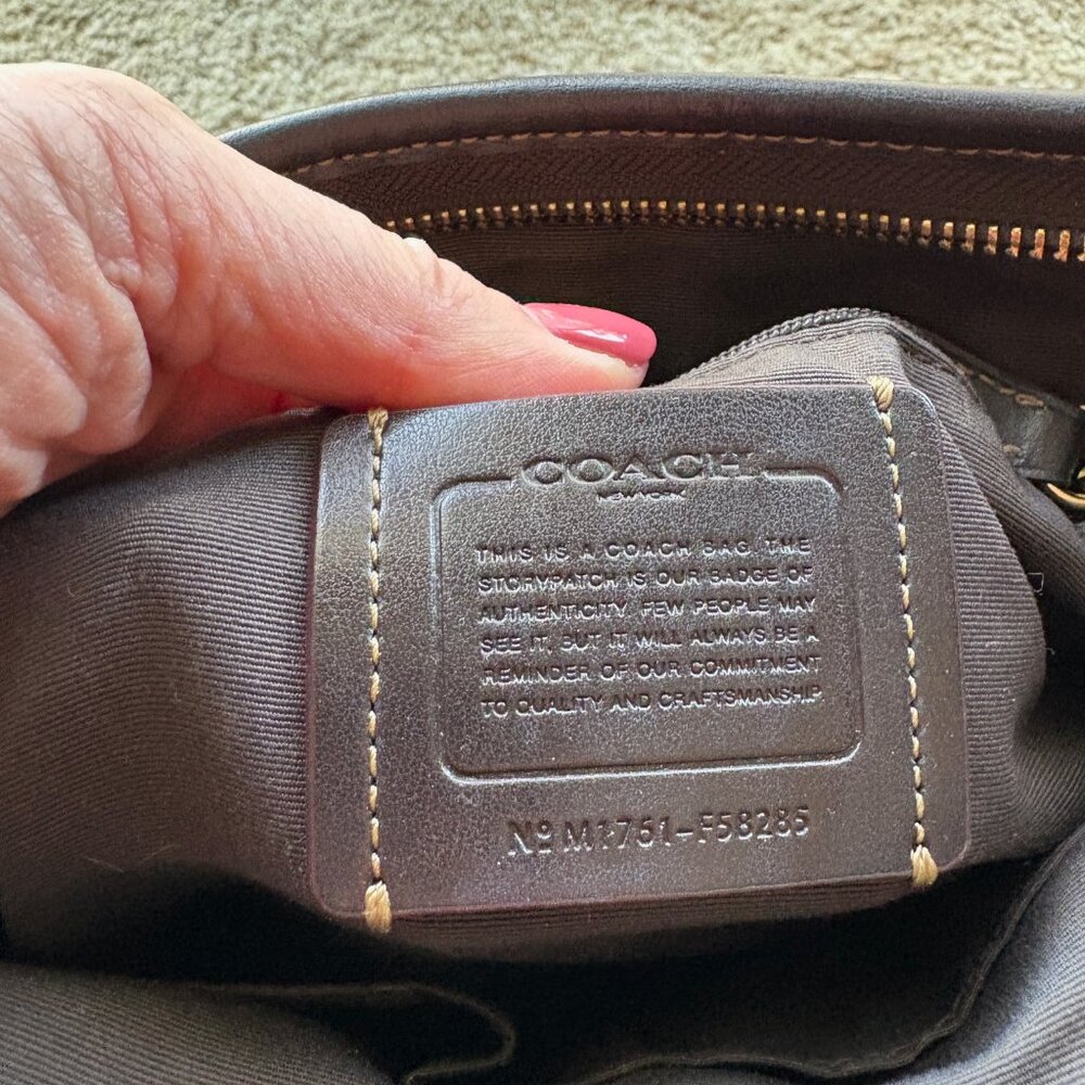 Coach Tan Signature Shoulder/Cross body Bag - Picture 4 of 7